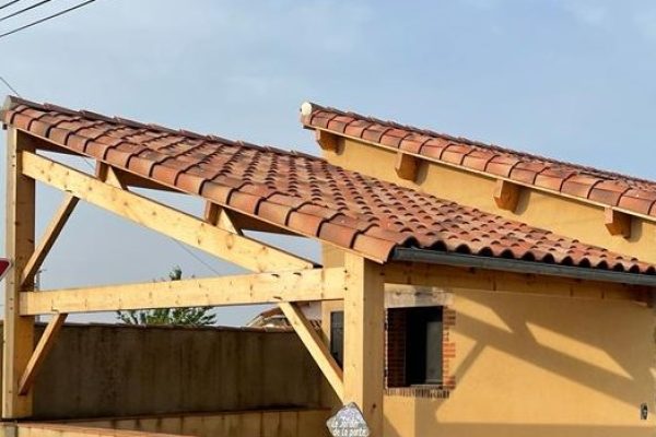 Réalisation d'une charpente par la Menuiserie LAPORTE, menuiserie à Sevremont